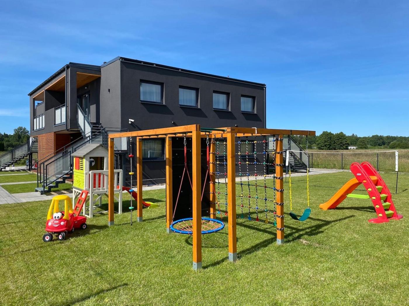 Apartamenty Czerwone Korale Хлопи Екстер'єр фото